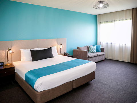 Mantra Melbourne Melton - VIC Tourism 0