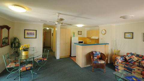 Aruba Beach Resort - VIC Tourism 1