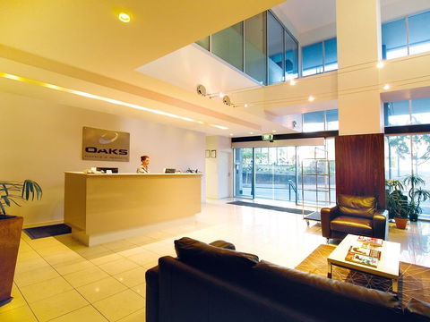 Oaks Lexicon Apartment Hotel - VIC Tourism 1