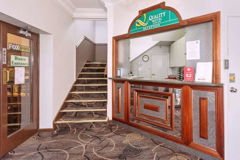 Quality Hotel Bayswater - VIC Tourism 0