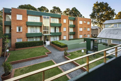 APX Apartments Parramatta - VIC Tourism 1