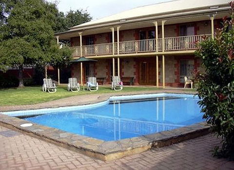 Clare Central Motel - VIC Tourism 0