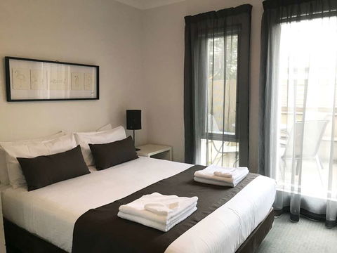 DressCircle Apts - Archer St - VIC Tourism 1