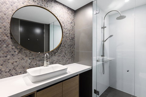 Vibe Hotel Canberra - VIC Tourism 25