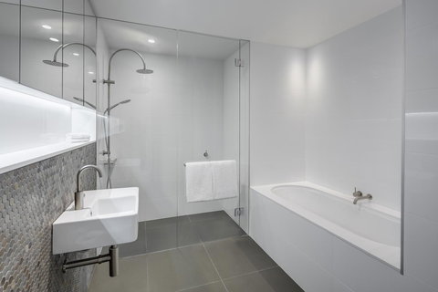 Vibe Hotel Canberra - VIC Tourism 32