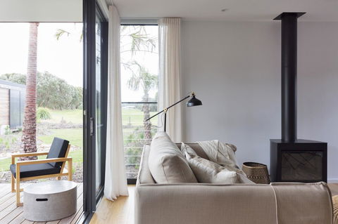 Bangalay Luxury Villas - VIC Tourism 5
