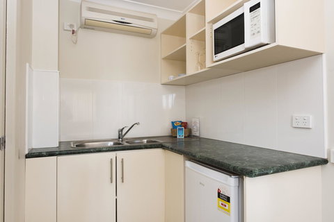 Soldiers Motel - VIC Tourism 20