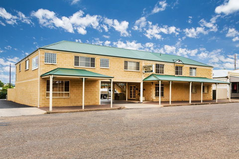 Soldiers Motel - VIC Tourism 17