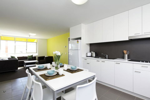 Unilodge @ UC Short Stays - VIC Tourism 9