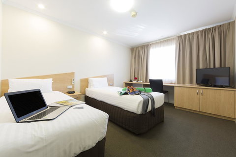 Ramada Encore Belconnen - VIC Tourism 30