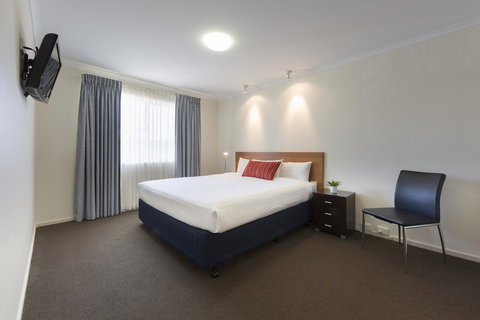 Ramada Encore Belconnen - VIC Tourism 11