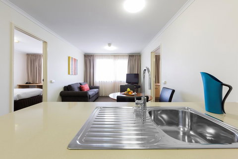 Ramada Encore Belconnen - VIC Tourism 7
