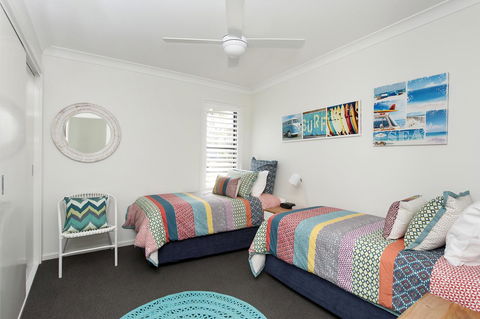 Mollymook Beachfront Penthouse 9 - VIC Tourism 6