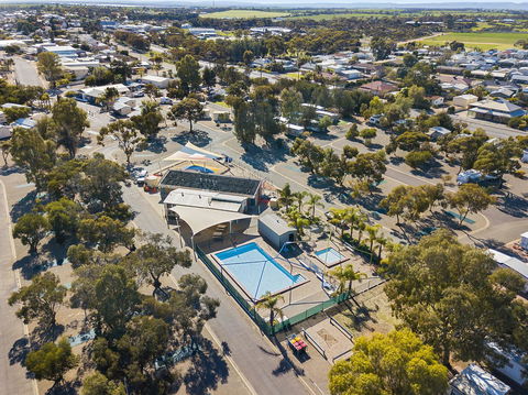 Port Broughton Tourist Park - VIC Tourism 9