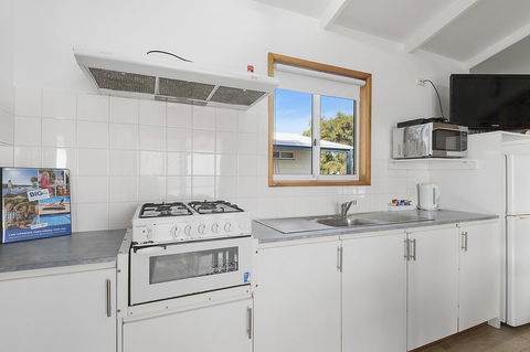 Port Broughton Tourist Park - VIC Tourism 34