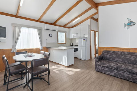 Port Broughton Tourist Park - VIC Tourism 17