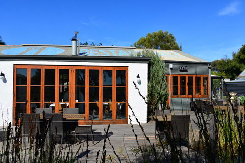 Beach Huts Middleton - VIC Tourism 34