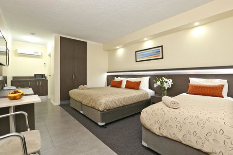 Morphettville Motor Inn - VIC Tourism 13