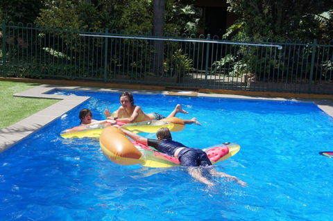 Kangaroo Island Seafront - VIC Tourism 27