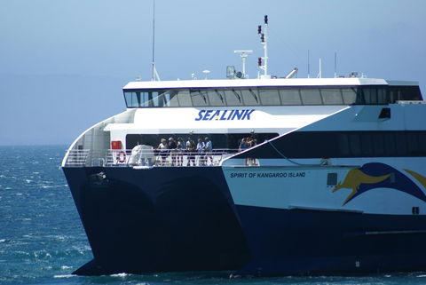 Kangaroo Island Seafront - VIC Tourism 37