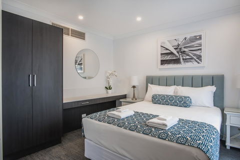 Marina Hotel - VIC Tourism 22