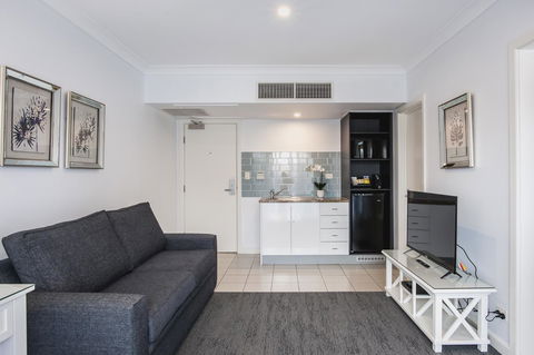 Marina Hotel - VIC Tourism 16
