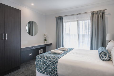 Marina Hotel - VIC Tourism 4