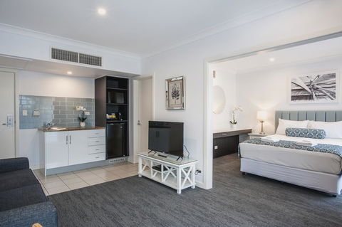 Marina Hotel - VIC Tourism 26