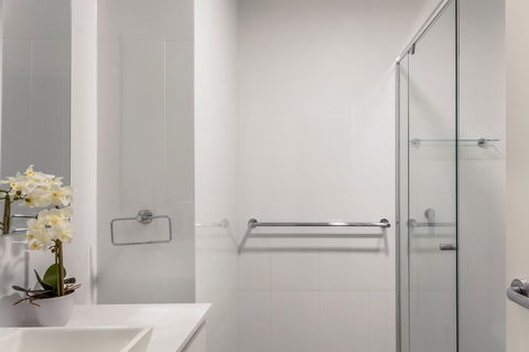 Bluewater Apartments - VIC Tourism 3