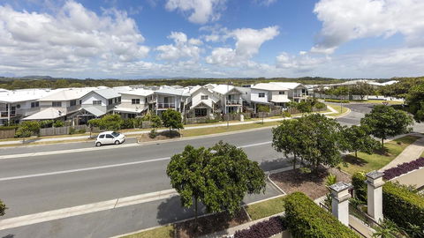 Oaks Casuarina Santai Resort - VIC Tourism 5
