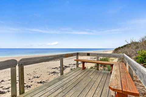 'The Hidden Diamond' - Normanville - VIC Tourism 1