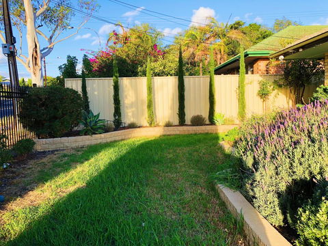 Beautiful Garden House - VIC Tourism 8