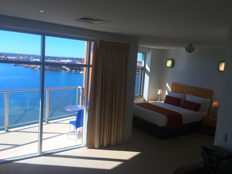 Wallaroo Marina Luxury Apartment - VIC Tourism 18