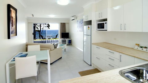 Mollymook Beach Waterfront - VIC Tourism 8