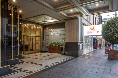 Hotel Grand Chancellor Adelaide - VIC Tourism 0