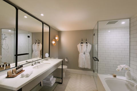 Mayfair Hotel - VIC Tourism 17