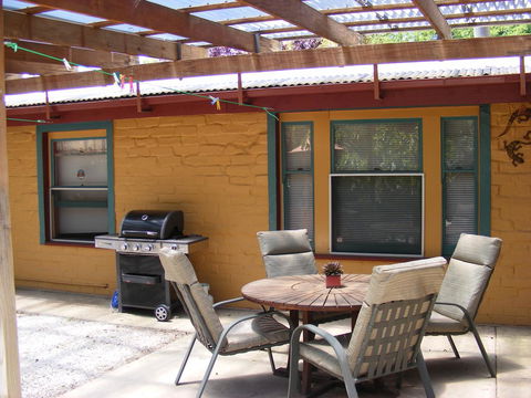 Trevalia Accommodation - VIC Tourism 10
