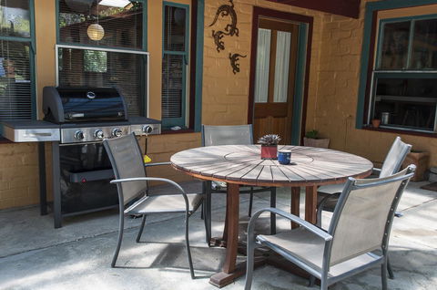 Trevalia Accommodation - VIC Tourism 21