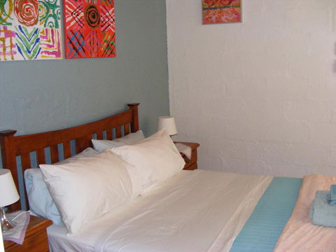 Trevalia Accommodation - VIC Tourism 11