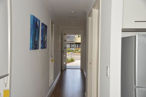 Eastern Breeze - VIC Tourism 7