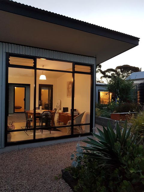 Sinclair Eco House - VIC Tourism 14