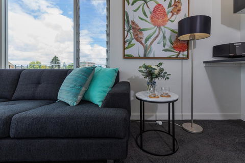 Bay 10 - Suites And Apartments - VIC Tourism 5