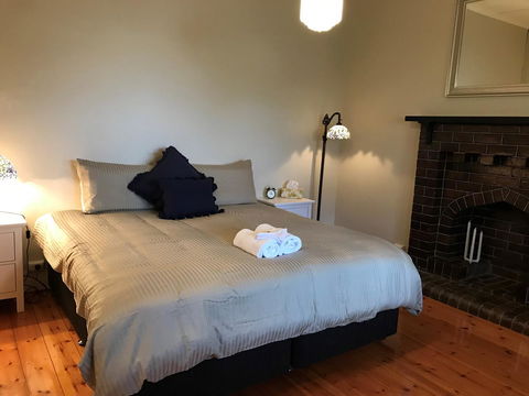 Ambrosia Holiday Home - VIC Tourism 6