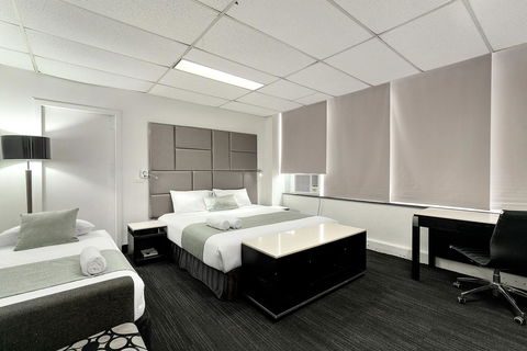 Cosmo On Bank - VIC Tourism 6