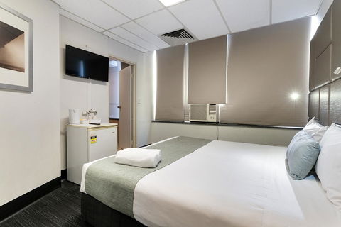 Cosmo On Bank - VIC Tourism 10