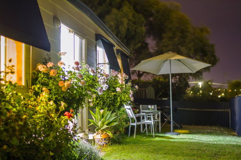 Moana Beach Sunset Holiday Accommodation A - VIC Tourism 11