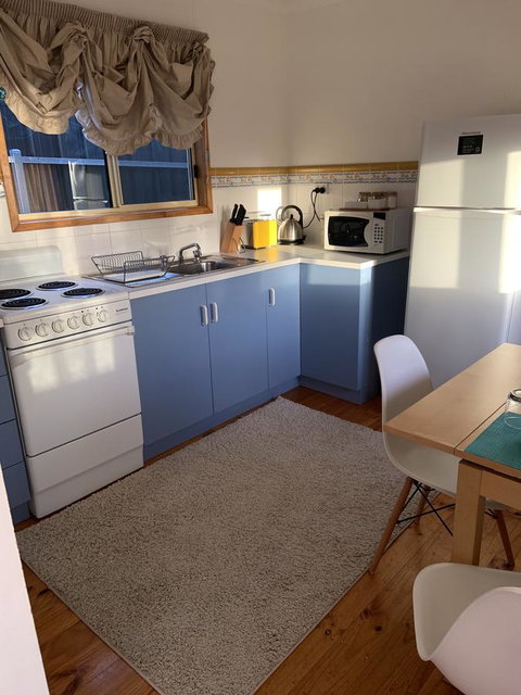 Moana Beach Sunset Holiday Accommodation A - VIC Tourism 2