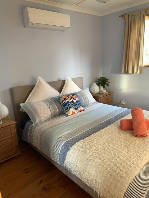 Moana Beach Sunset Holiday Accommodation A - VIC Tourism 0