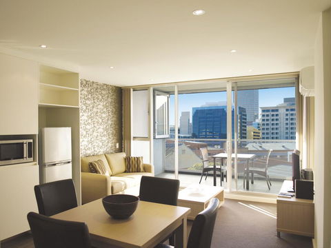 IStay Precinct Adelaide - VIC Tourism 23