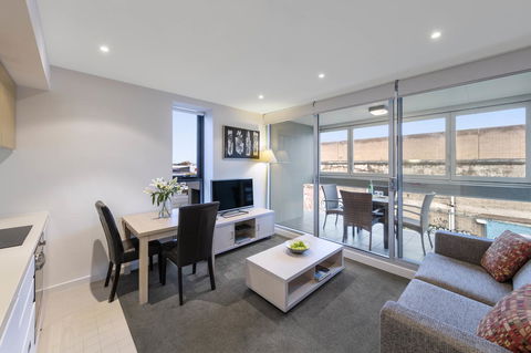IStay Precinct Adelaide - VIC Tourism 28